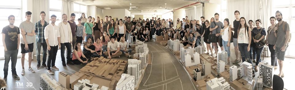 Equipo docente, ayudantes y alumnos de la 3D TM